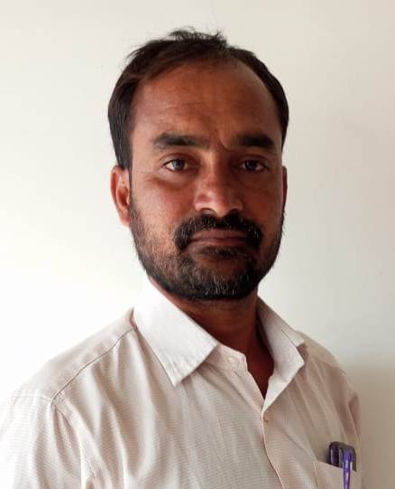 https://1ngo.sgp1.digitaloceanspaces.com/media/aidkhammam/MOBILES AND SIM CARDS DISTRIBUTION TO KSCF STAFF (4).jpg